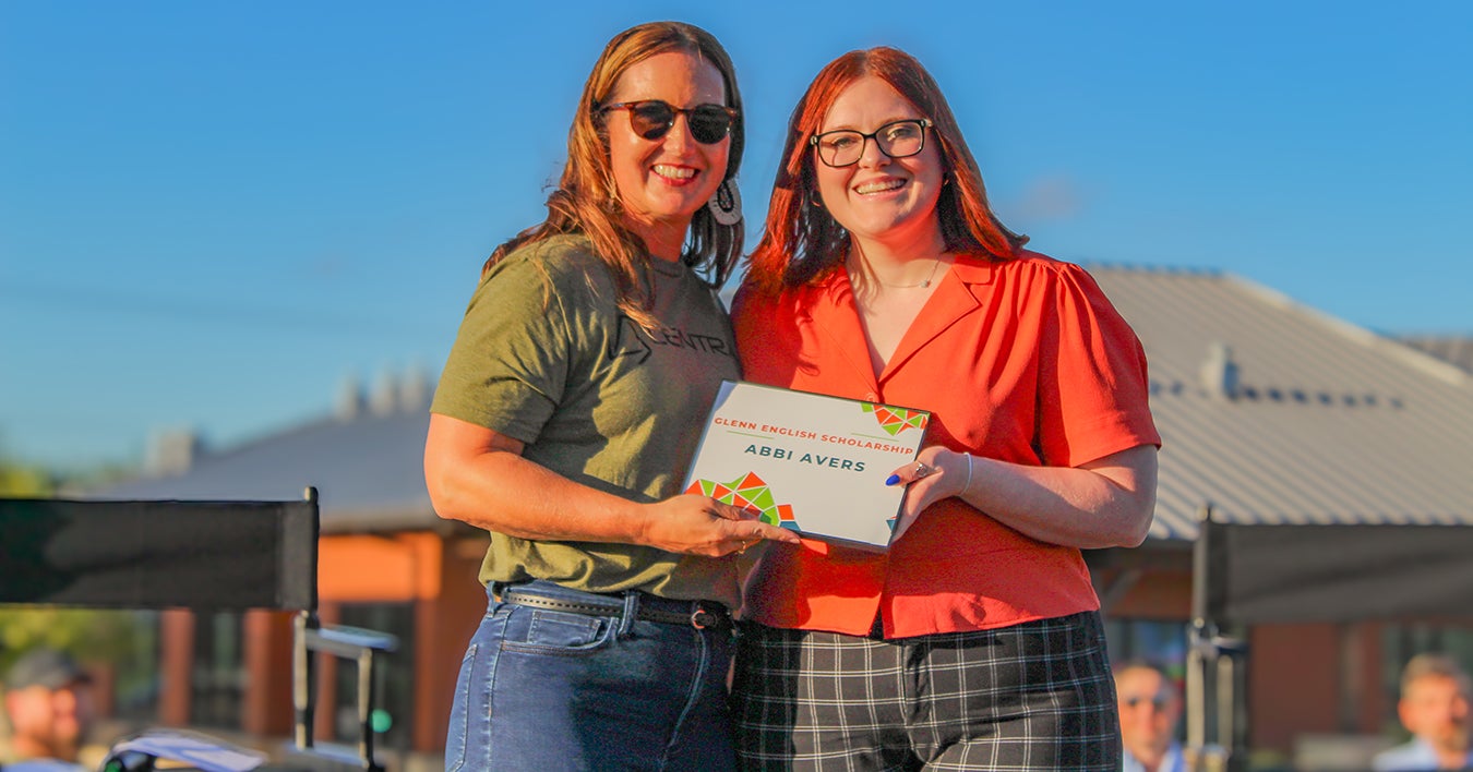 Central Youth Tour almuna win's scholarship